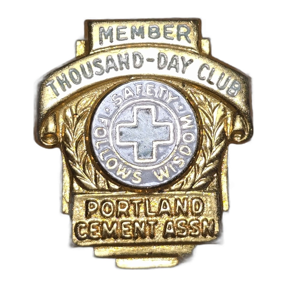 Portland Cement Association Thousand-Day Club Safety Award Lapel Hat Pin G1